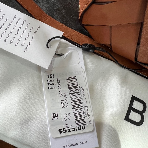 Brahmin Purse- Small Carla Tan Nelani. Excellent condition with papers and bag - Picture 3 of 13